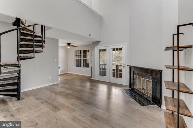 Photo - 361 Tavistock Rd