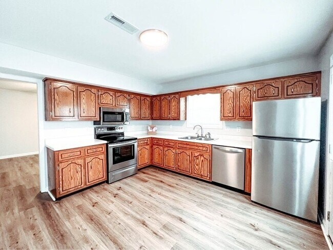 Photo - 124 Ballygar St Unit F