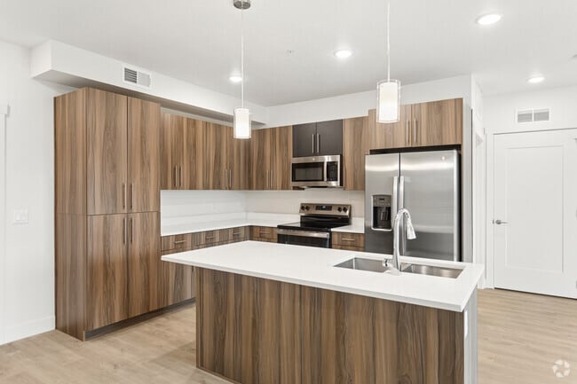 1BR, 1BA - 832SF - Kitchen