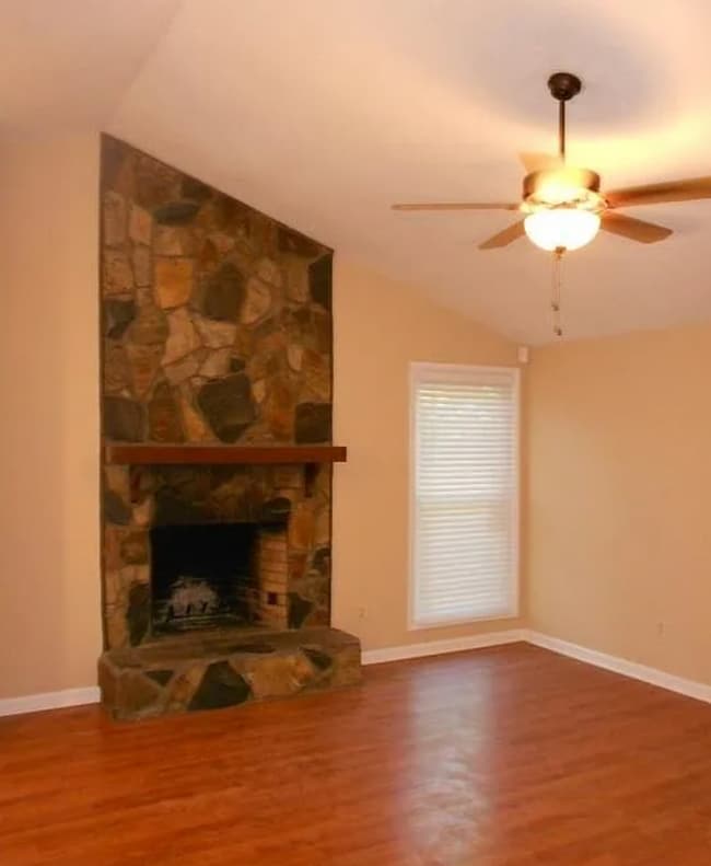 Photo - NEW LISTING!!!!!