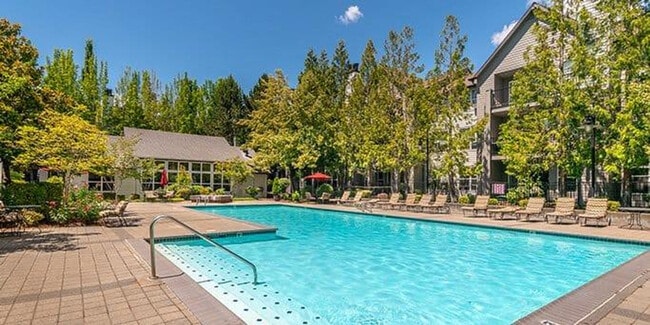 Photo - 15023 SW Millikan Way Unidad ID1280592P
