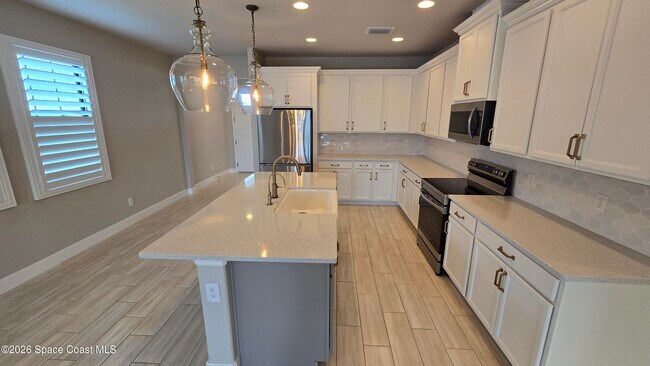 Photo - 2327 Kamin Dr