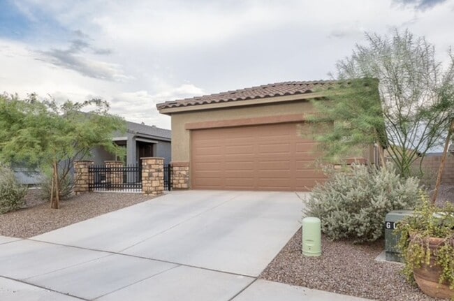 Beautifully Upgraded 4 - Bedroom 2 - Bath ... - Beautifully Upgraded 4 - Bedroom 2 - Bath ...