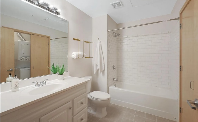 Photo - 521 S 7th St Unit 221