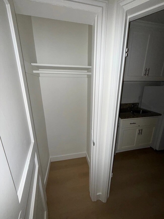 Photo - 346 N Palm Dr Unidad 4