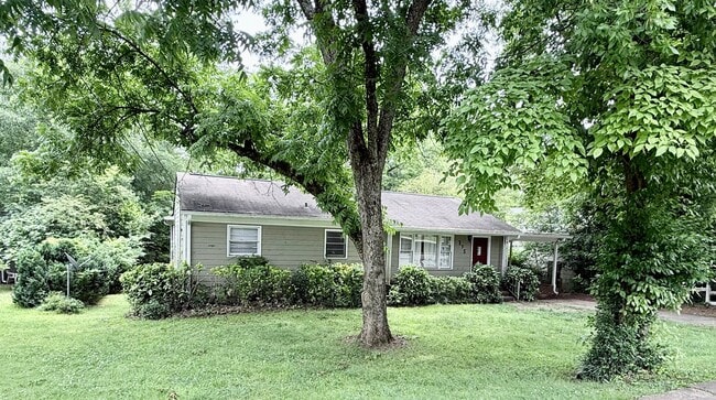 Photo - Cute Three Bedroom Near Piedmont Hospital