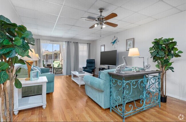 Building Photo - 3136 Harbor Blvd Unit 5B Rental