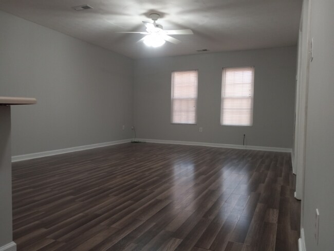 Photo - 1013 Middlesettlements Rd