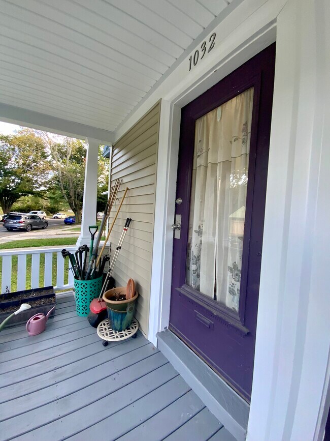 Photo - 1032 Hope St