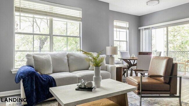 Building Photo - 100 Peyton Pl SW