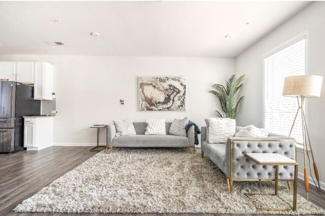 Photo - 1421 Ridgebend Way SE