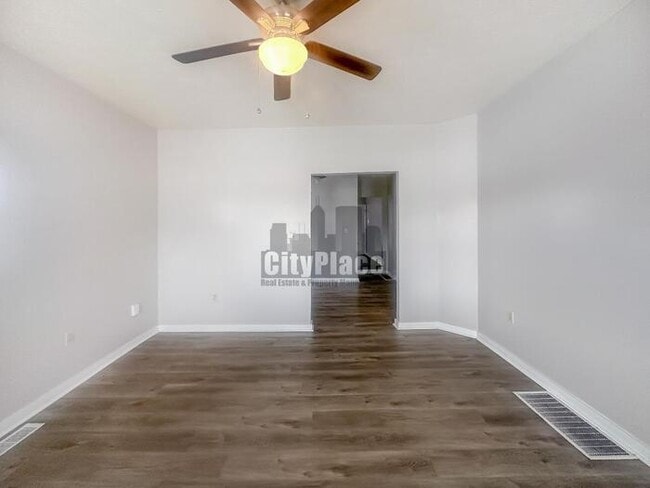 Photo - 2101 Ringgold Ave