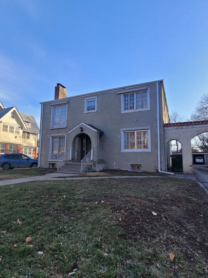 Coming Soon to Midtown - 3 Bedroom 3 Bath Townhome! - Coming Soon to Midtown - 3 Bedroom 3 Bath Townhome!