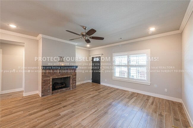 Photo - 533 Brinley St