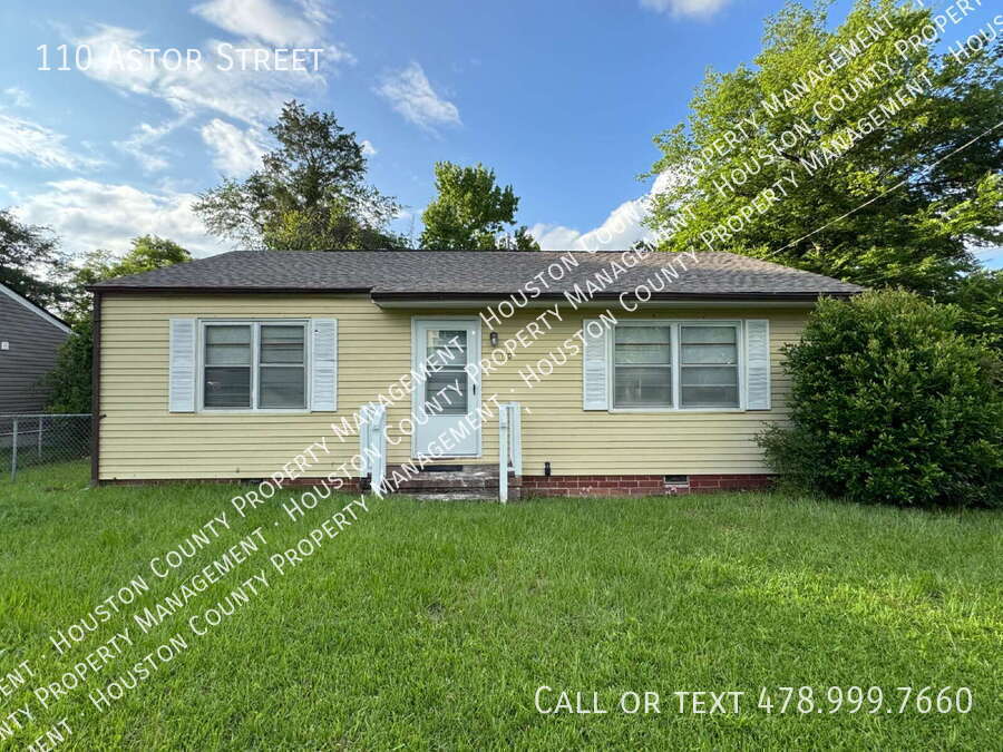 Photo - 110 Astor St House