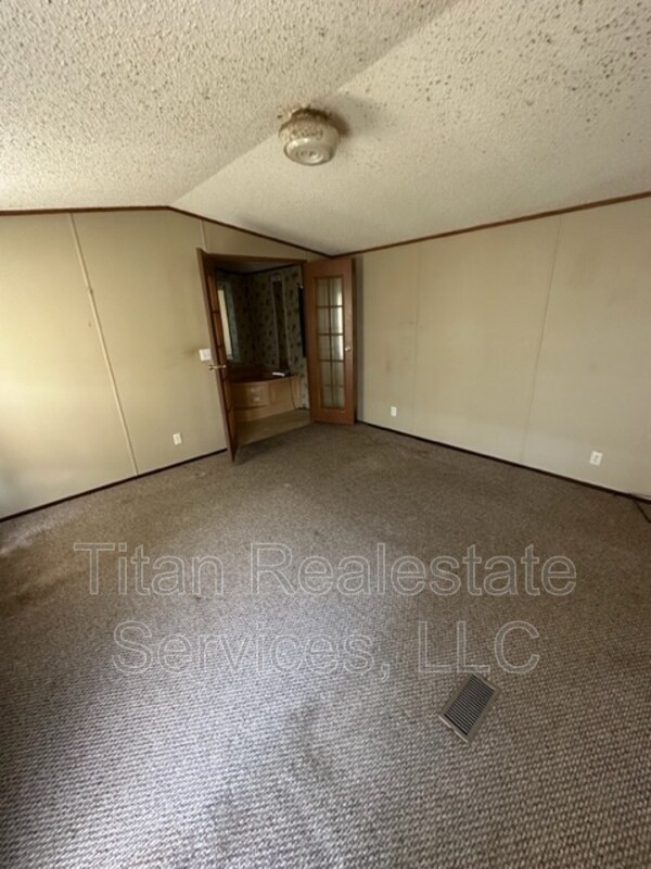 Photo - 1835 S Lake Arthur Ave