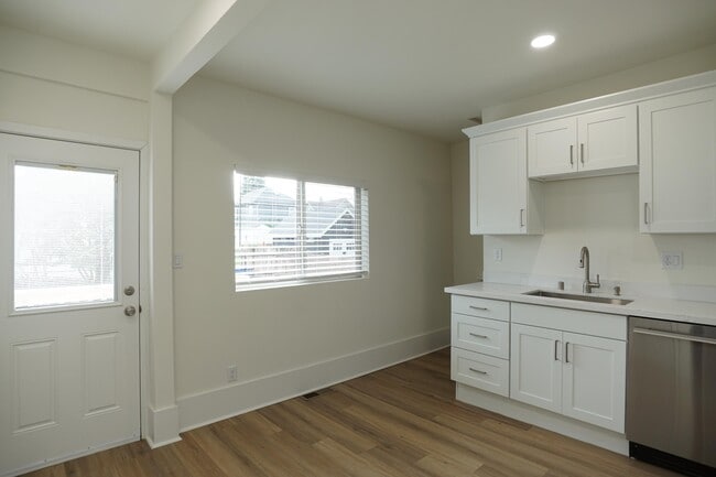 Photo - 3104 S 7th St