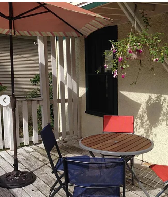 Private deck with Mountain views - 202 Delaware Ave