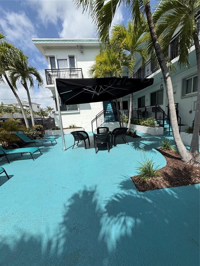 Photo - 7710 Harding Ave Unidad 1