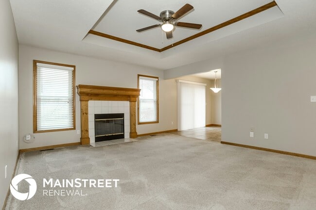 Photo - 606 S Sunset Ln