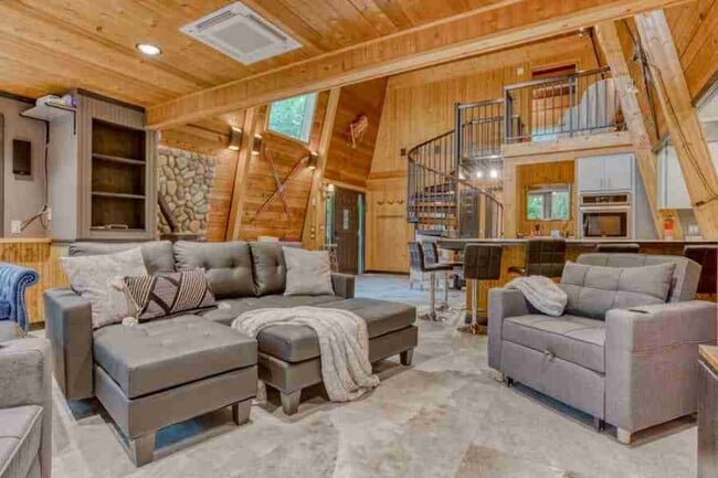 Photo - 25625 E Salmon River Rd