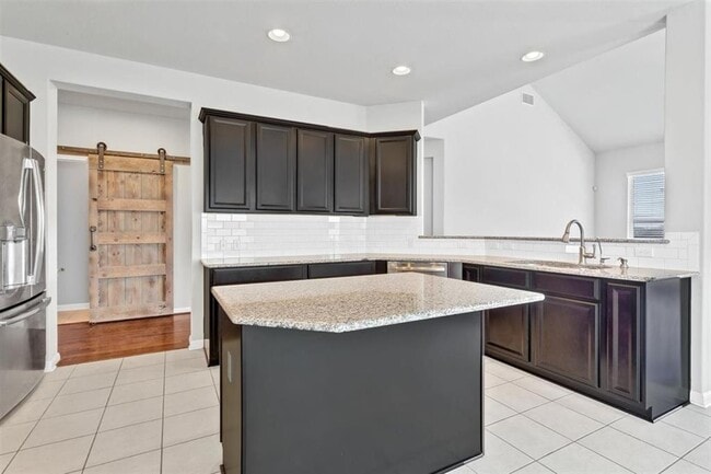 Photo - 131 Desert Rose Dr