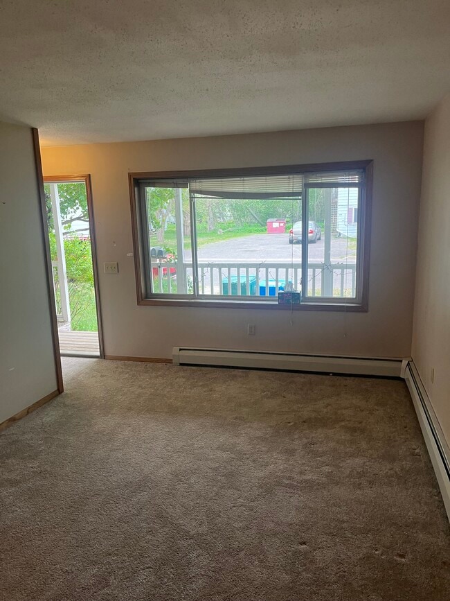 Photo - 2212 Longyear Ave