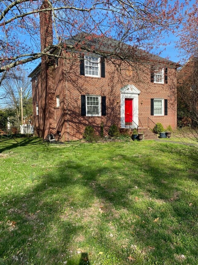 Photo - 3910 Cary Street Rd Unit B