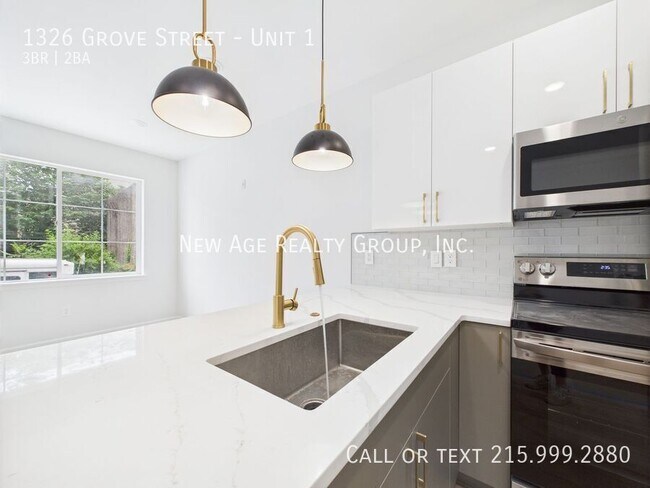 Photo - 1326 Grove St Unidad 1