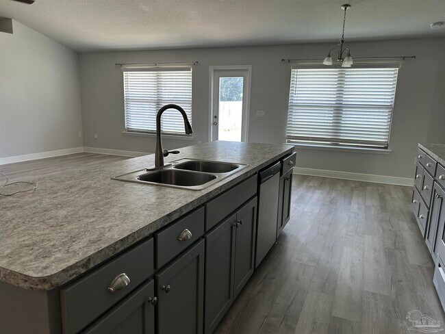 Photo - 3538 Campfire Way