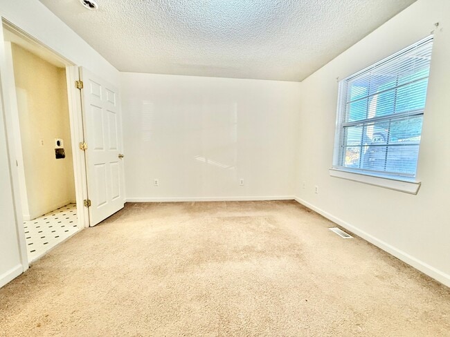 Photo - 102 Carter Sells Rd