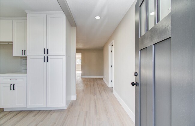 Photo - 7918 Bayside Dr