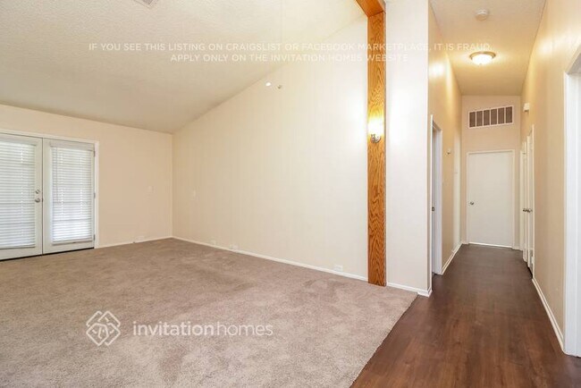 Photo - 25134 Hazelwood Cir