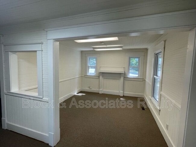 Photo - 207 E Pritchard St