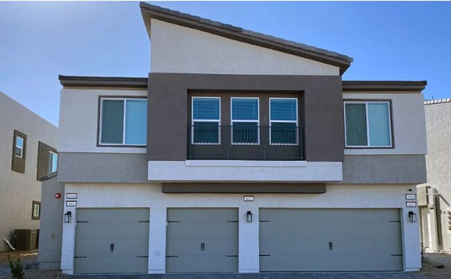 Now Leasing – Brand-New Townhome in Herita... - Now Leasing – Brand-New Townhome in Herita...