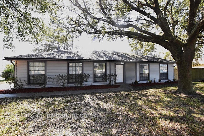 Building Photo - 12454 Rochford Ln