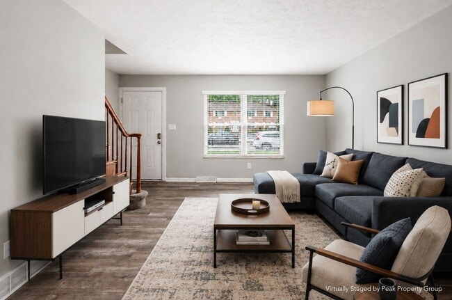 Building Photo - 4496 Westborough Dr W