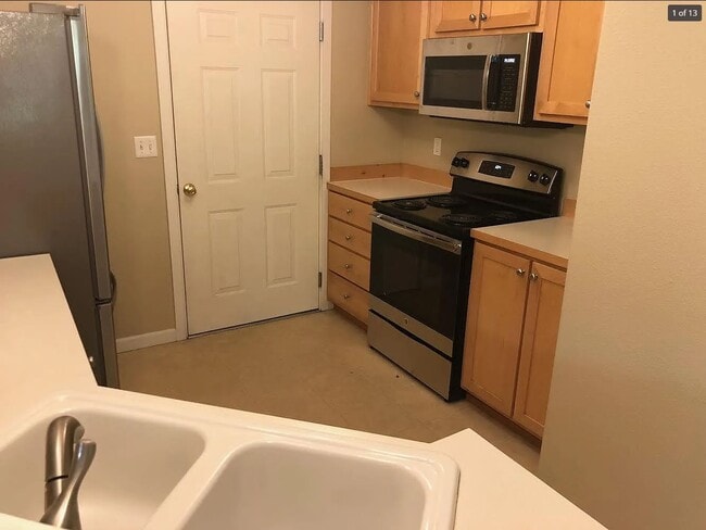 Photo - 14675 SW Beard Rd Unidad 102 Rental