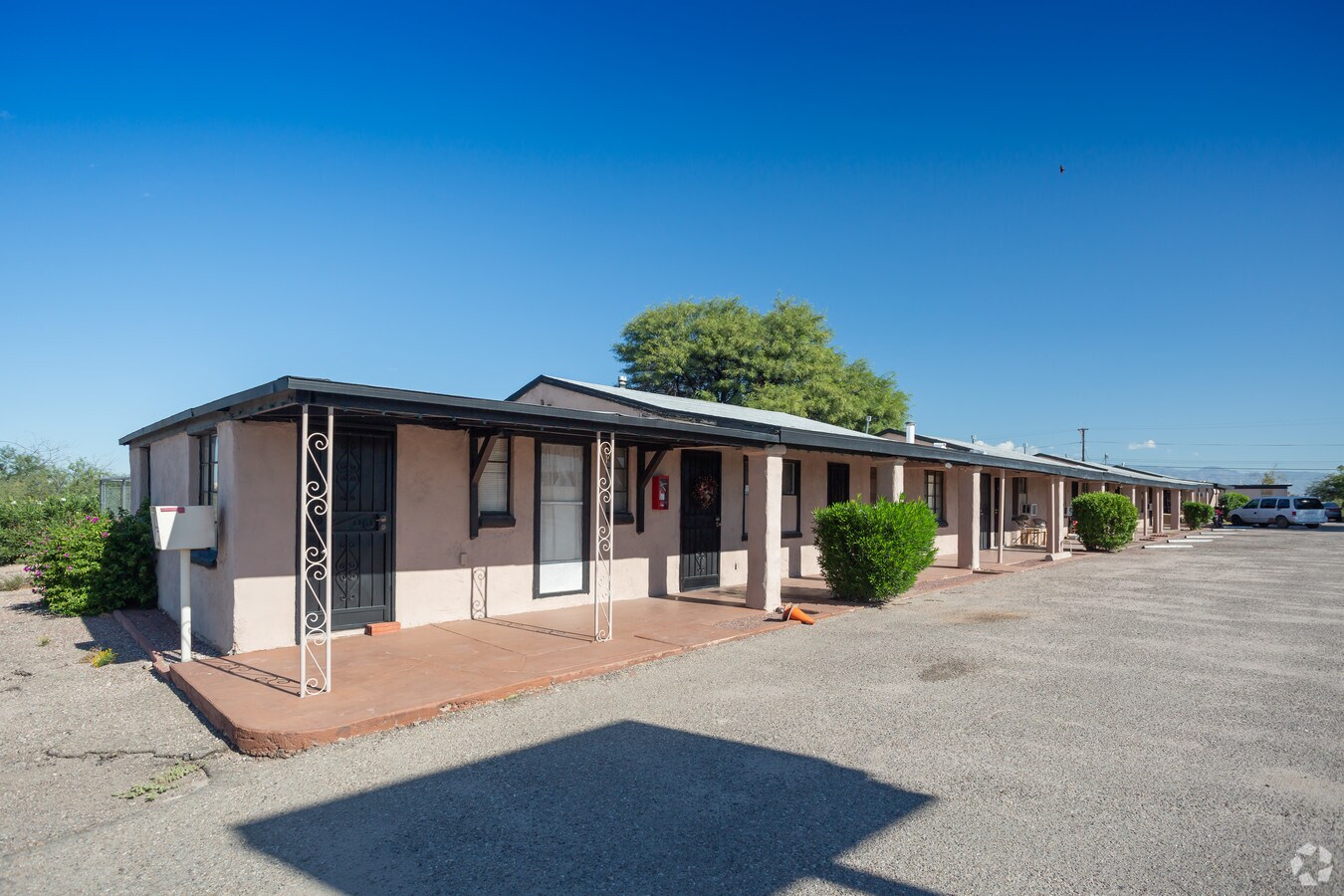 Wagon Wheel Inn Efficiency Apartments - Wagon Wheel Inn Efficiency Apartments