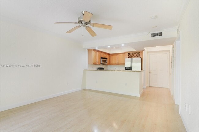 Photo - 150 NE 15th Ave Unit #235 UPDATED NICE