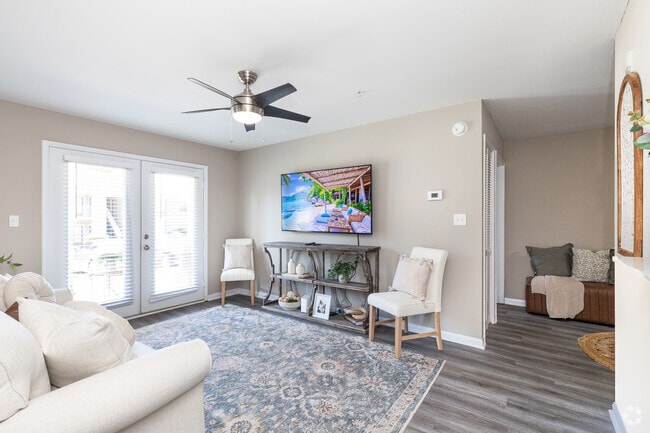 2BR, 2BA - 964SF- Living Room - Riverwood Apartments