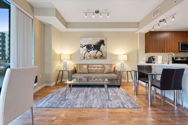 Building Photo - 77 N Almaden Ave Rental