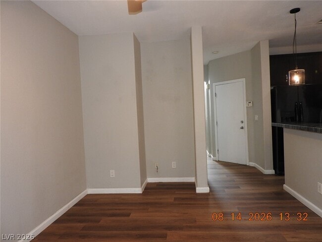8416 W Viansa Loma Ave