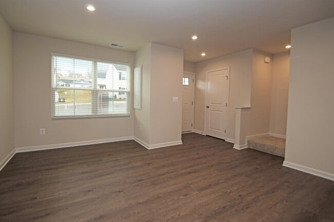 Photo - 3325 Marble Lp