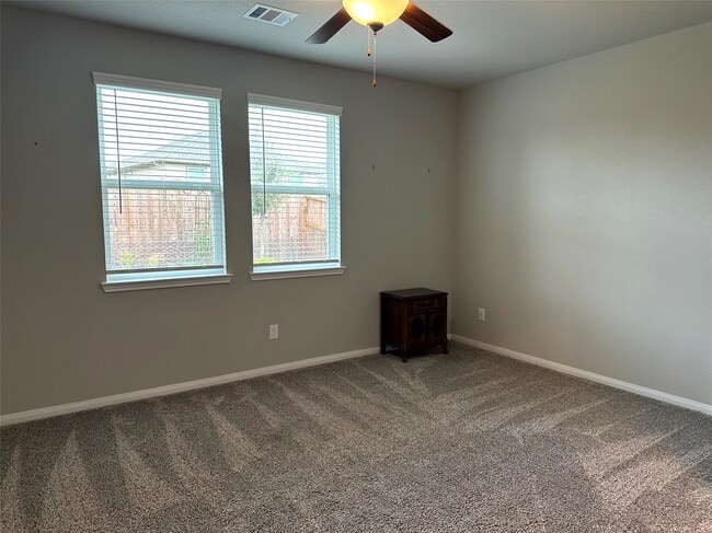 Photo - 7072 Silverleaf Oak St