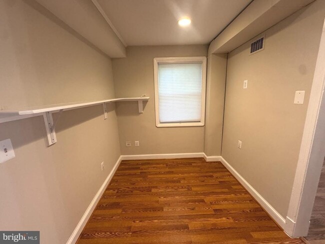 Photo - 42 S Park Dr