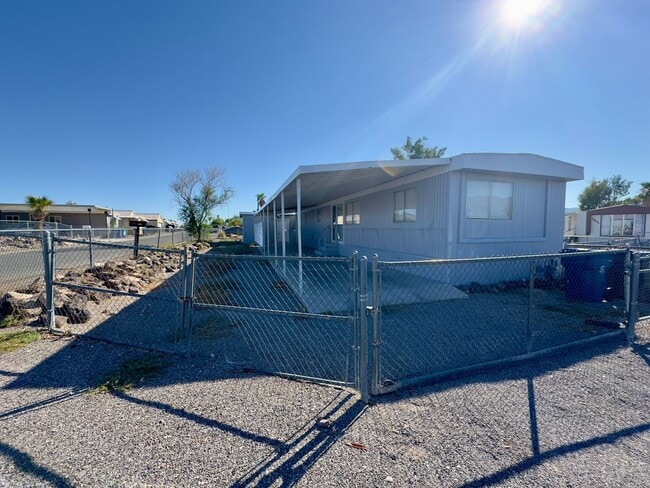 Building Photo - Affordable home