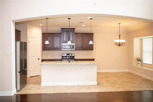 Photo - 1590 Reserve Rd
