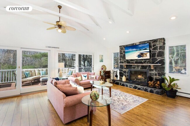 Photo - 73 Highview Dr