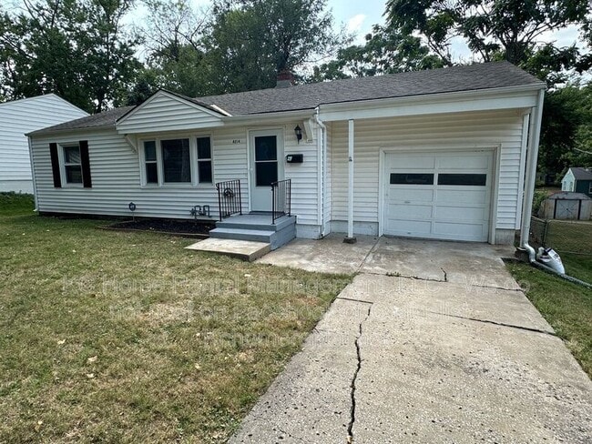 Photo - 8214 Jarboe St